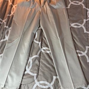 Dockers Khakis Sz 40x34